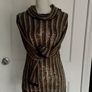 Gorgeous Lightweight Cowelsneck Sweater. Med